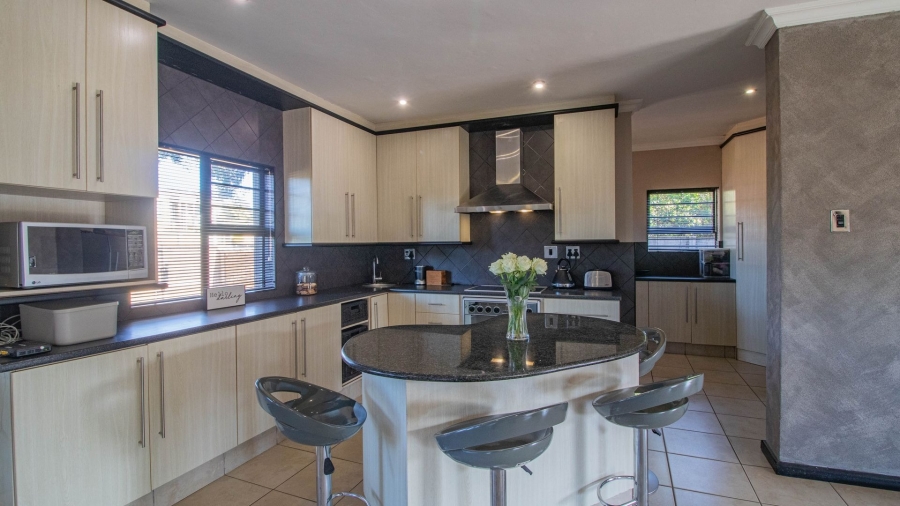 4 Bedroom Property for Sale in Blue Bend Eastern Cape
